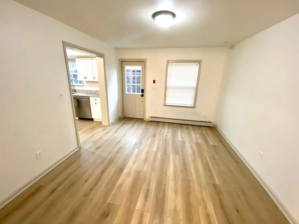 2595 Washington Street #2595 photo 4