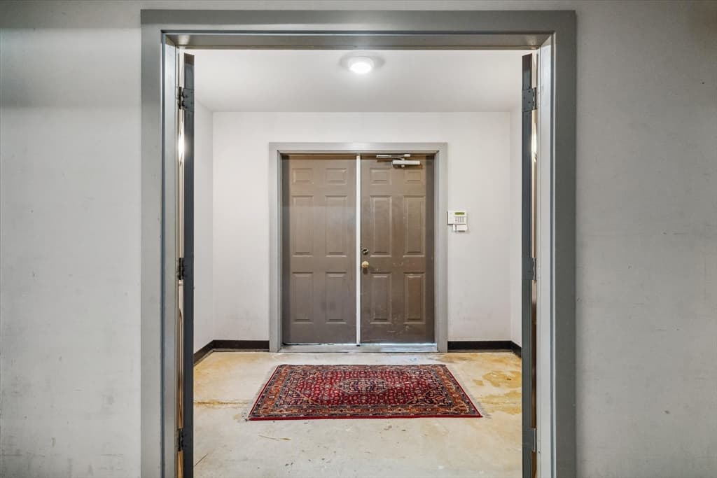 35 Tioga Way photo 4