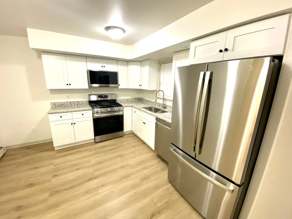 2593 Washington Street #2593 photo 3