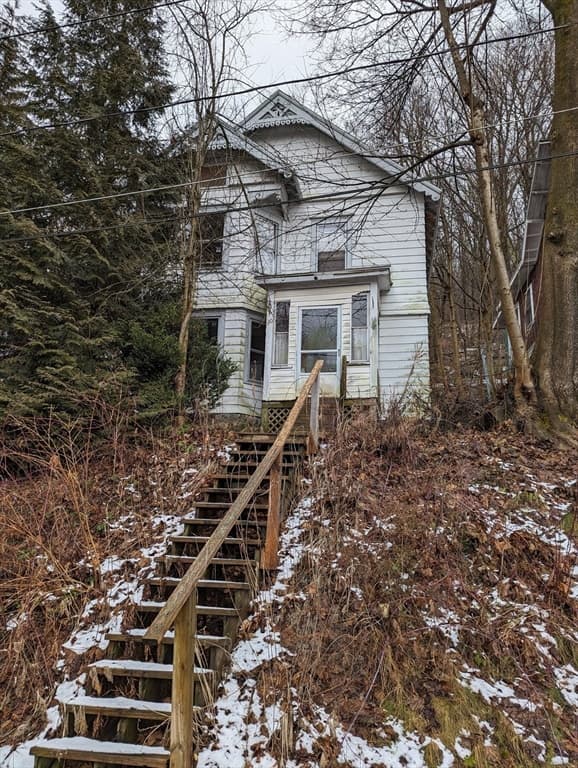 30 Charles St photo 2