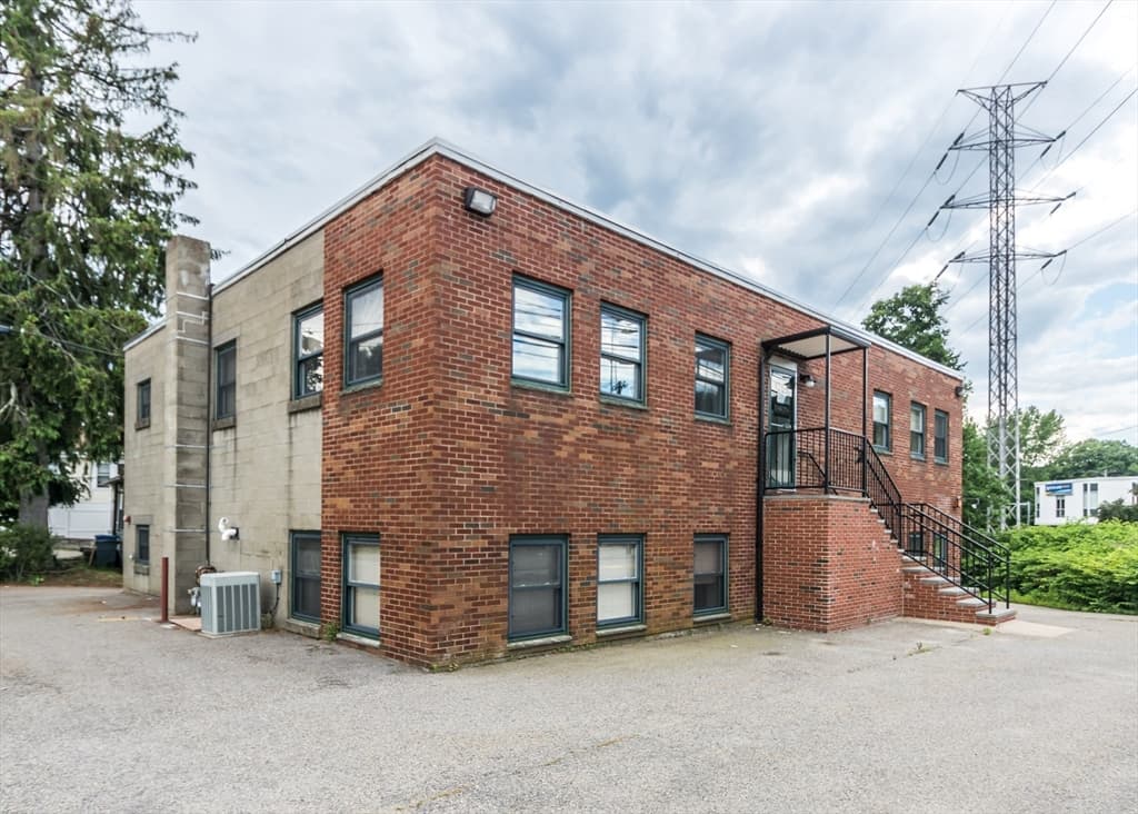 1264 Main Street #L photo 3
