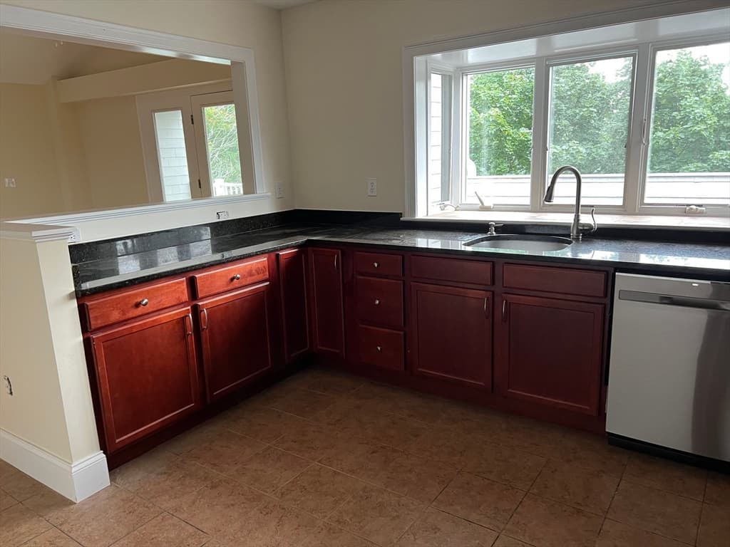 206 West Main #E photo 3