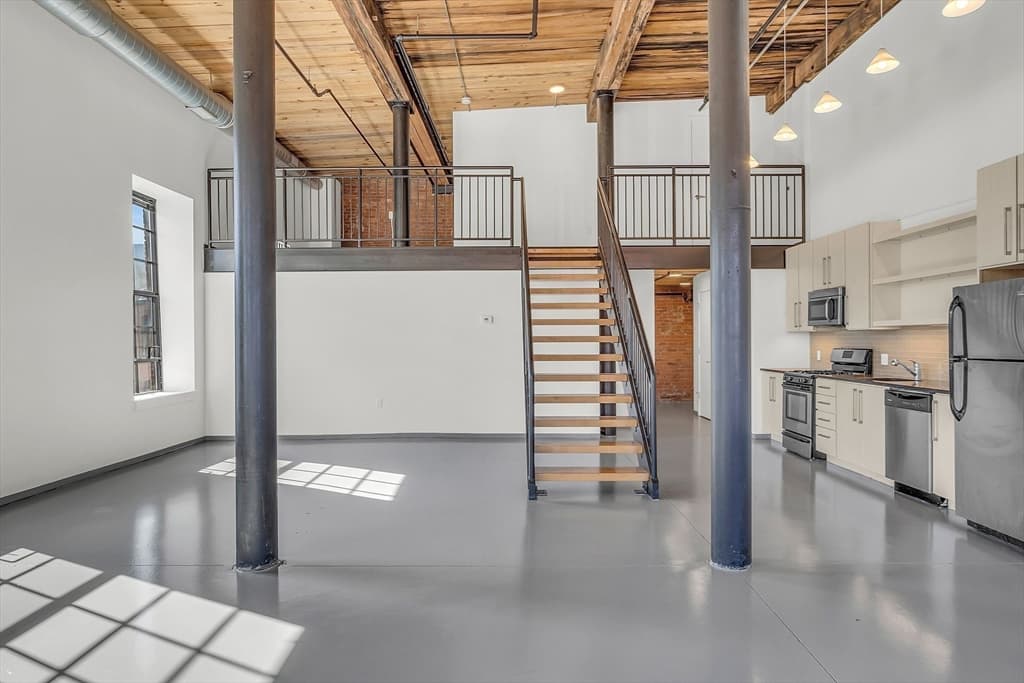 160 Water St #213 photo 5