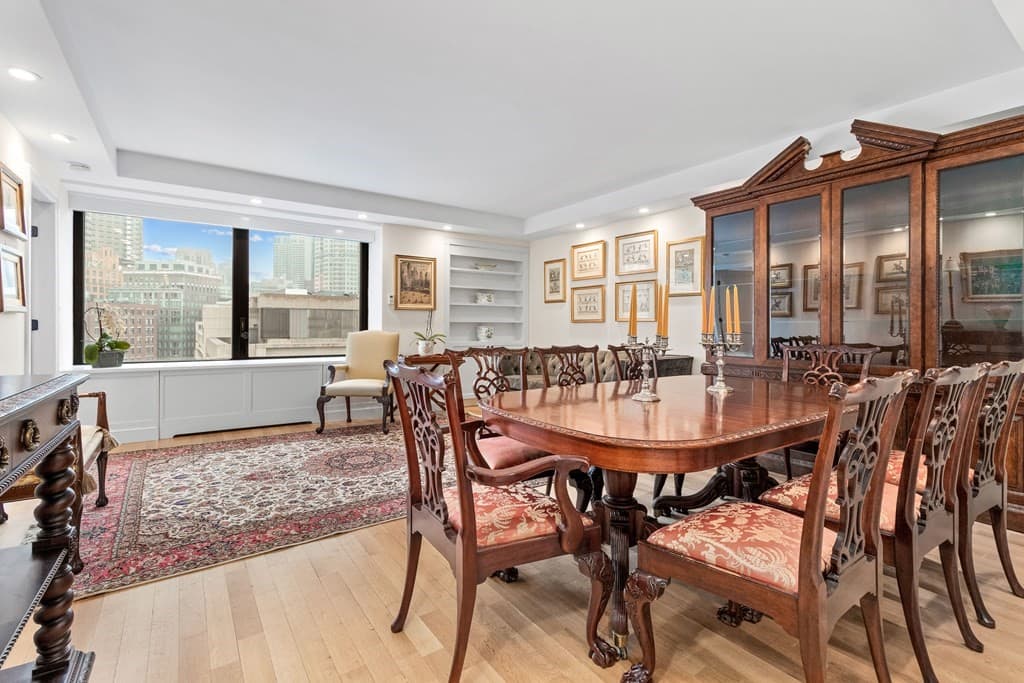 85 East India Row #9G photo 3