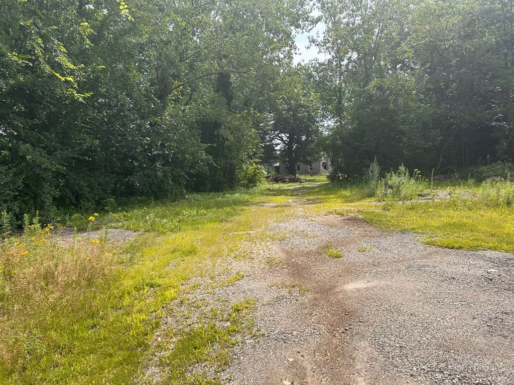 134 Southbridge Road photo 2