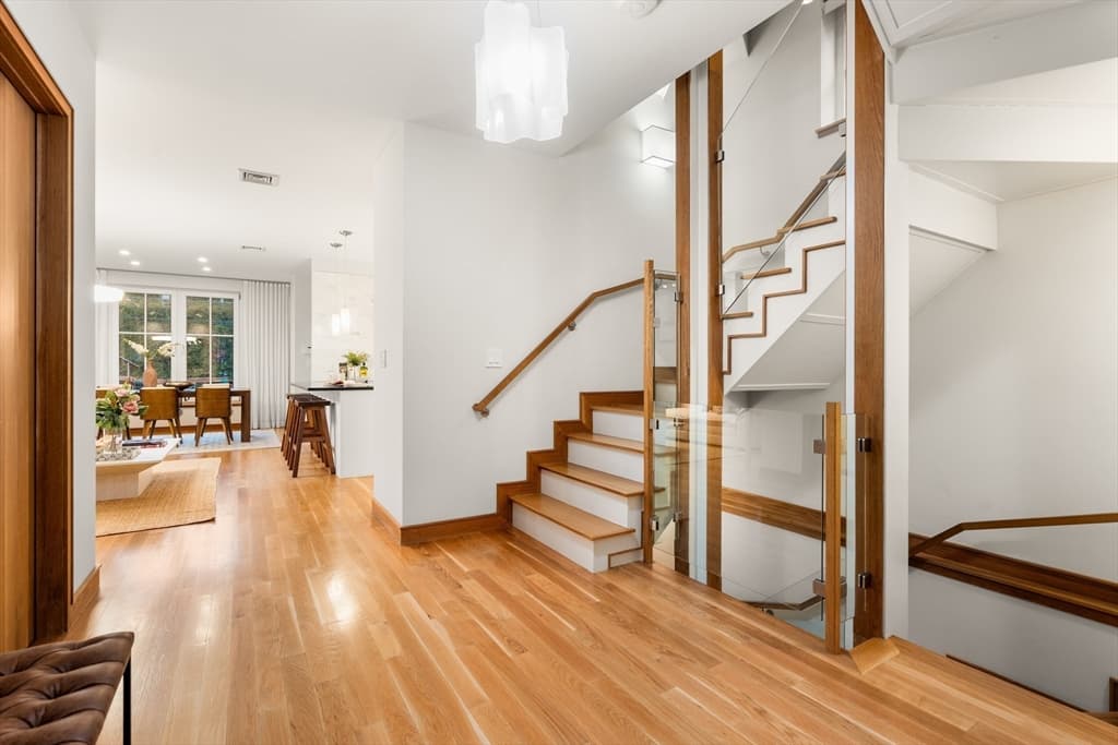 72 Lexington Avenue photo 5