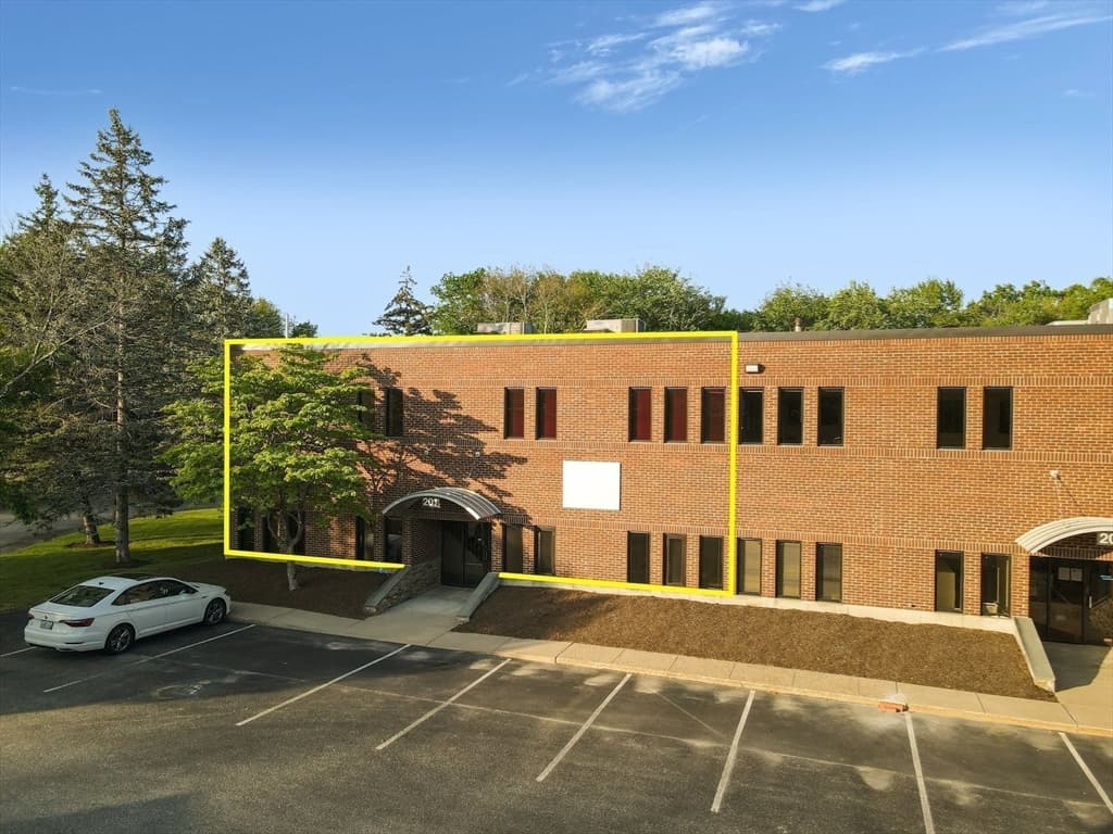 6 Blackstone Valley Place #201 photo 5