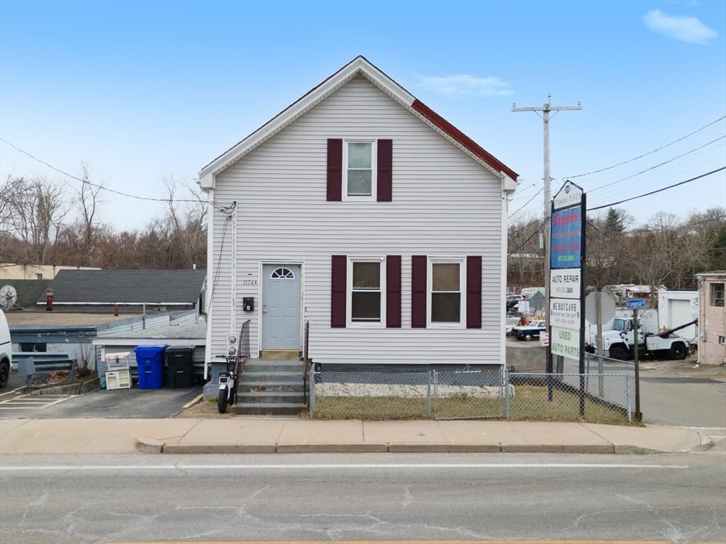 1174 Douglas Avenue