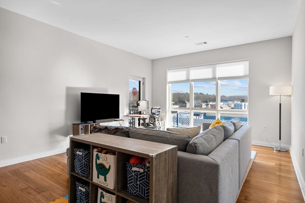 3531 Washington St #321 photo 4