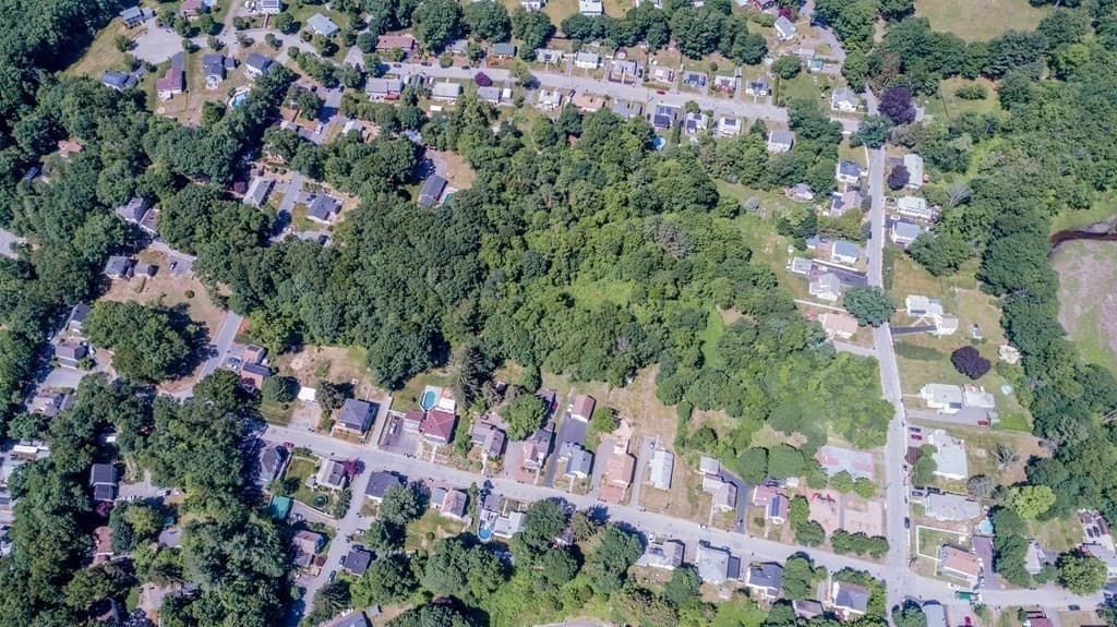 879 Westminster Hill Road photo 2