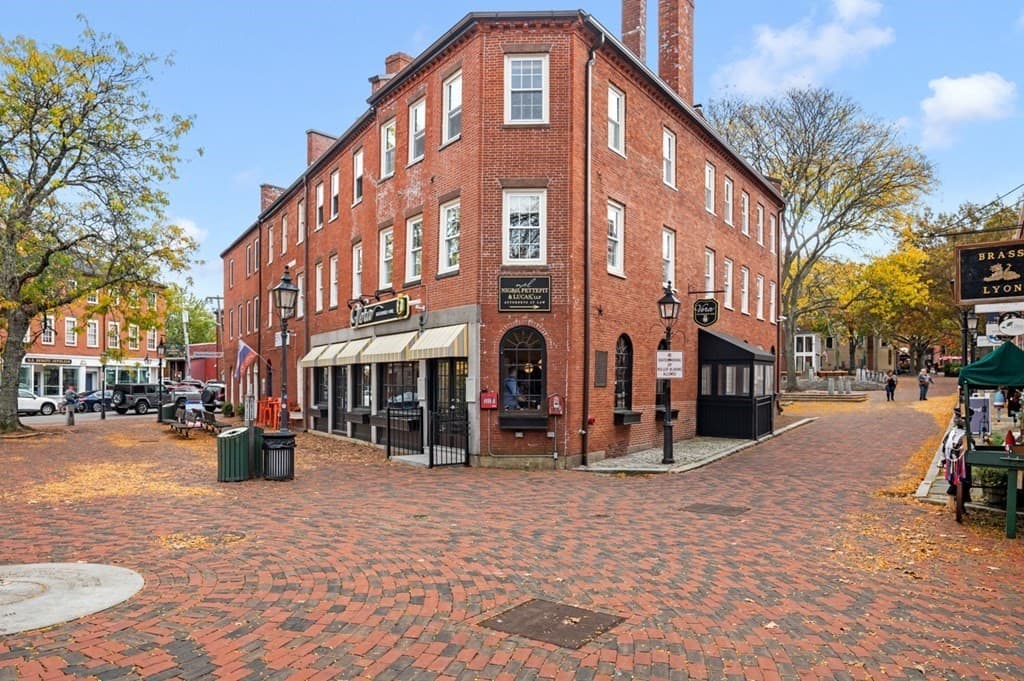 31-35 Market Sq #1 photo 2