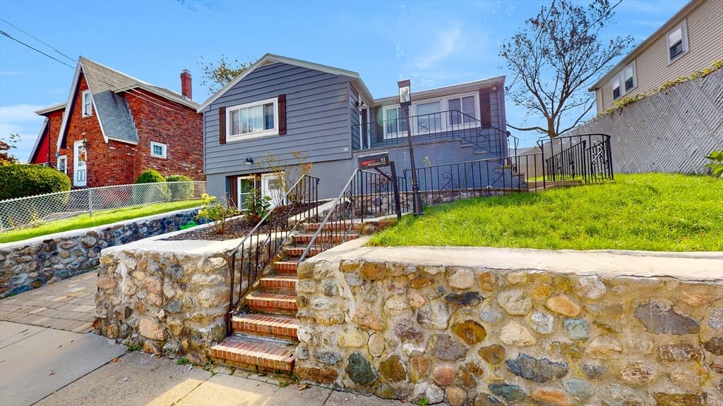 61 Montmorenci Ave #61 photo 2