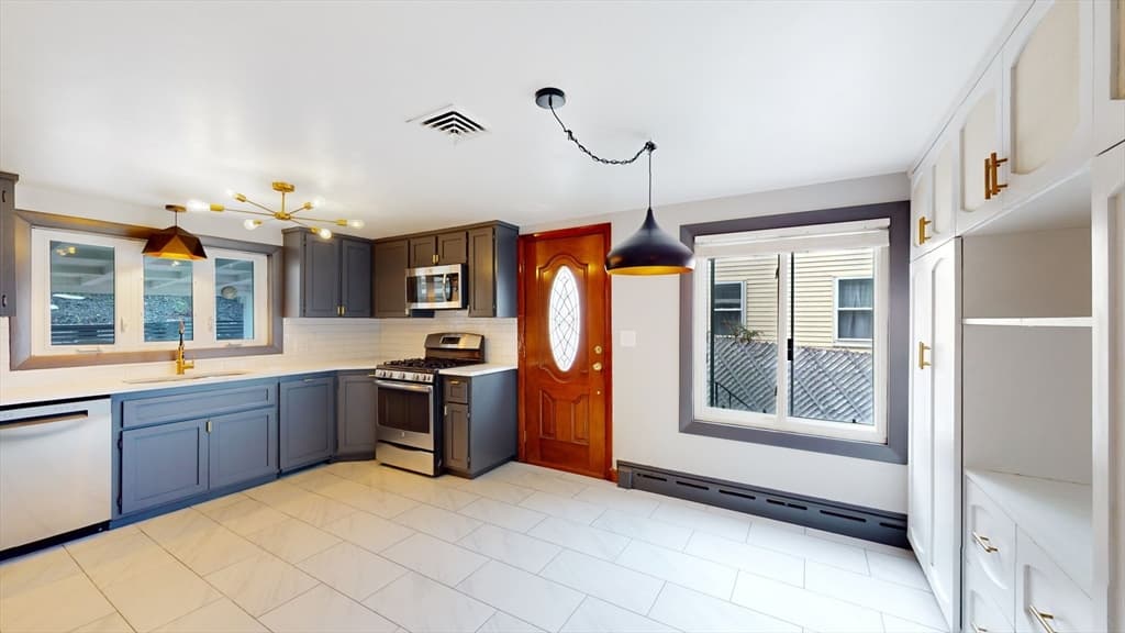 61 Montmorenci Ave #61 photo 3