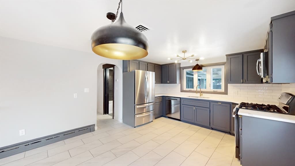 61 Montmorenci Ave #61 photo 4