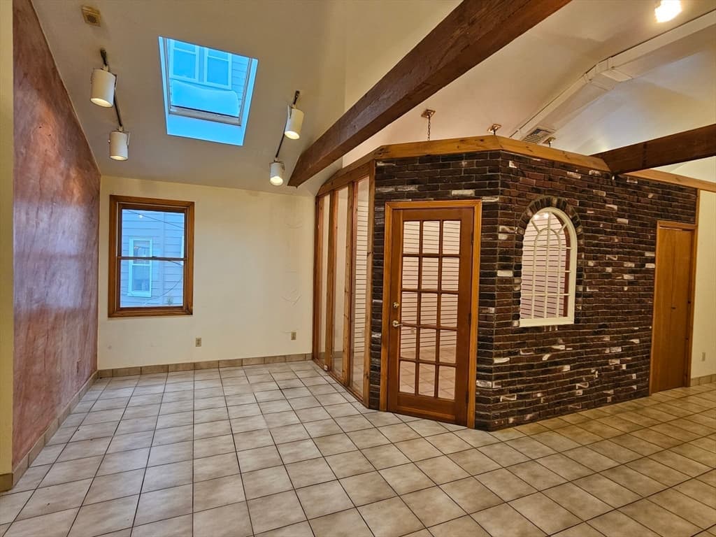 4 Richmond Avenue #3 photo 5