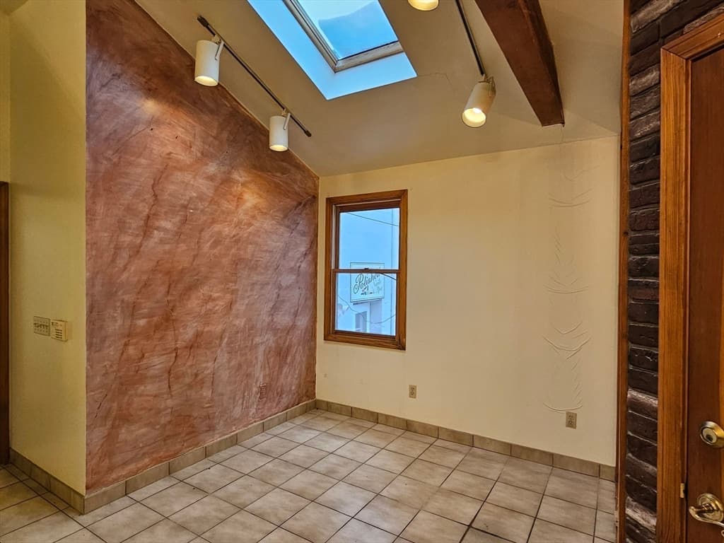 4 Richmond Avenue #3 photo 4
