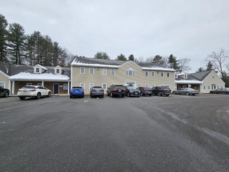 1B Commons Dr #12B