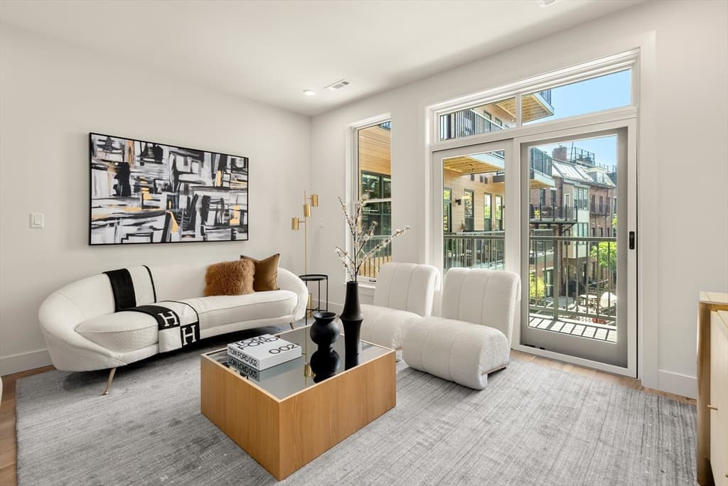 566 Columbus Ave #309 photo 5
