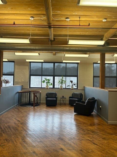 153 Washington St photo 2