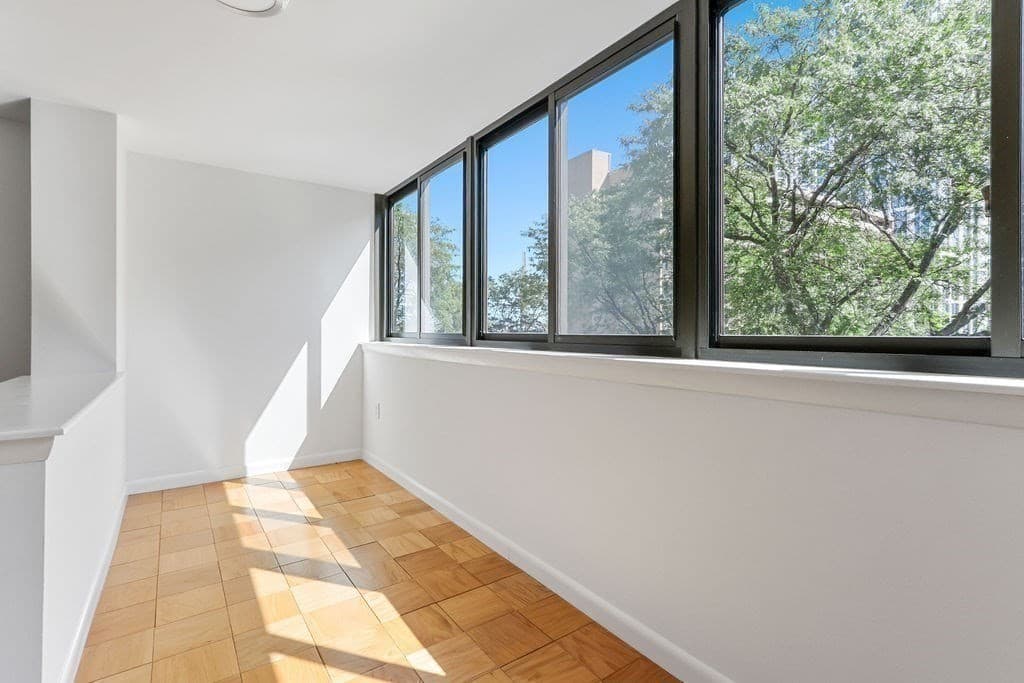 6 Whittier Pl #4M photo 4