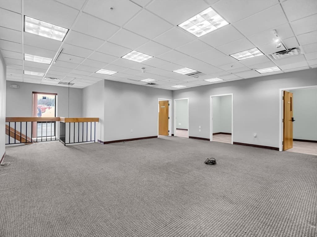 24 Westech Dr photo 4