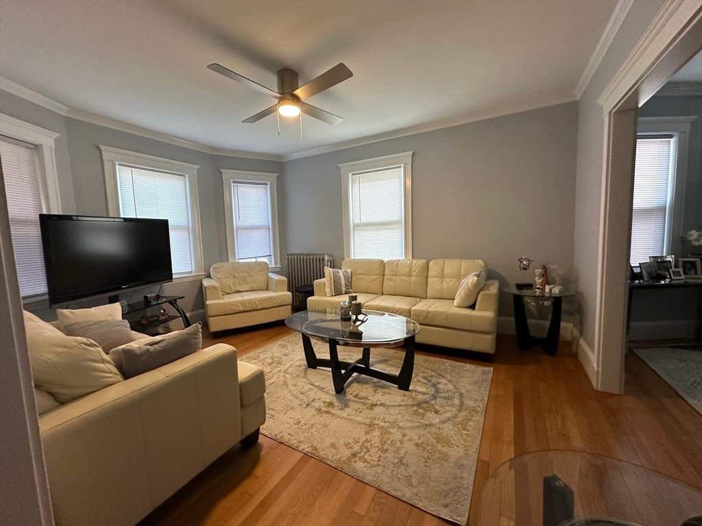 52 Clement Ave #1 photo 2