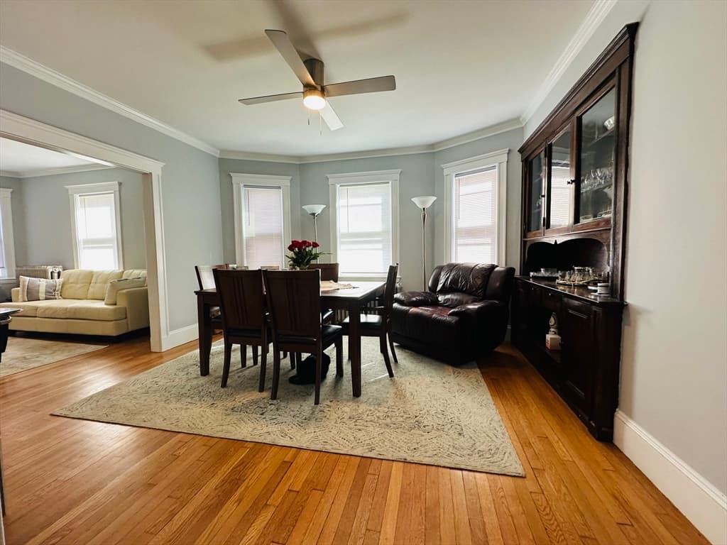 52 Clement Ave #1 photo 3