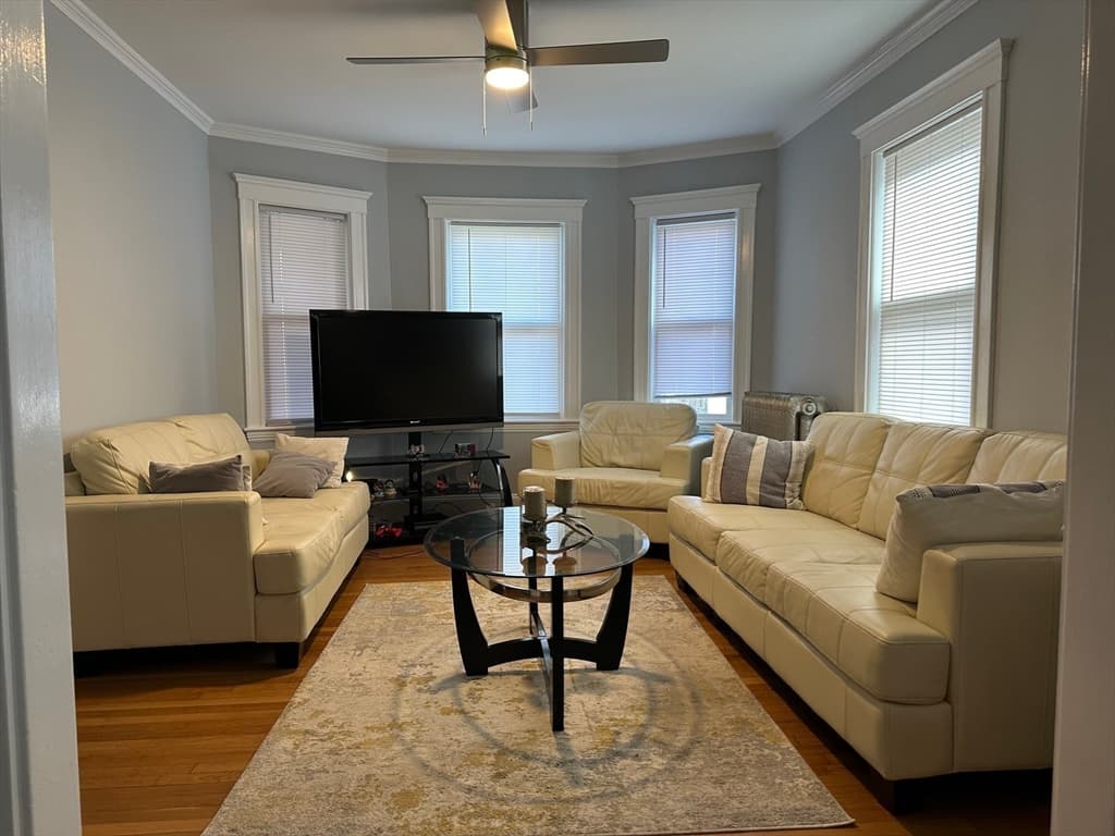 52 Clement Ave #1 photo 5