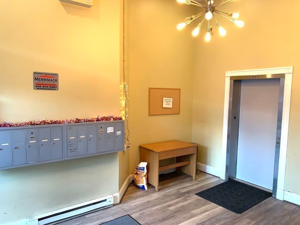 16 Merrimack St #2D photo 4
