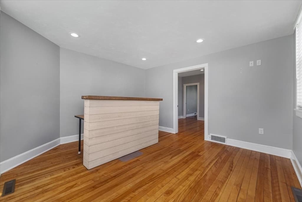 29 Samoset St #2 photo 5