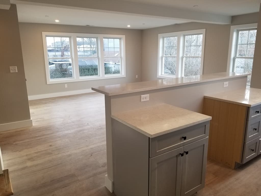 112 Broadway #1-4