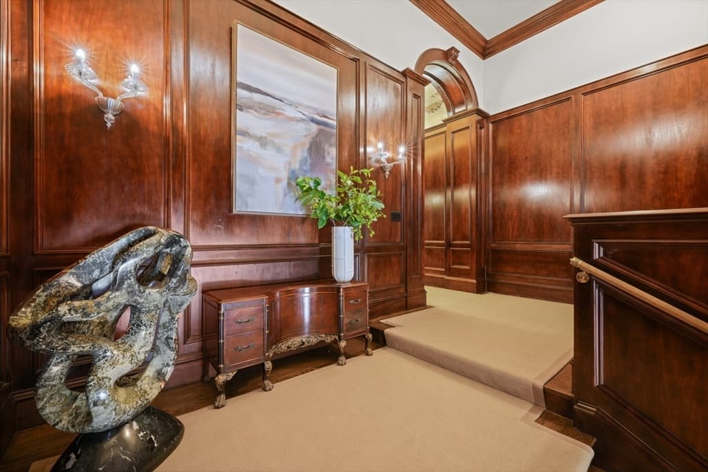 409 Commonwealth Ave #B photo 5