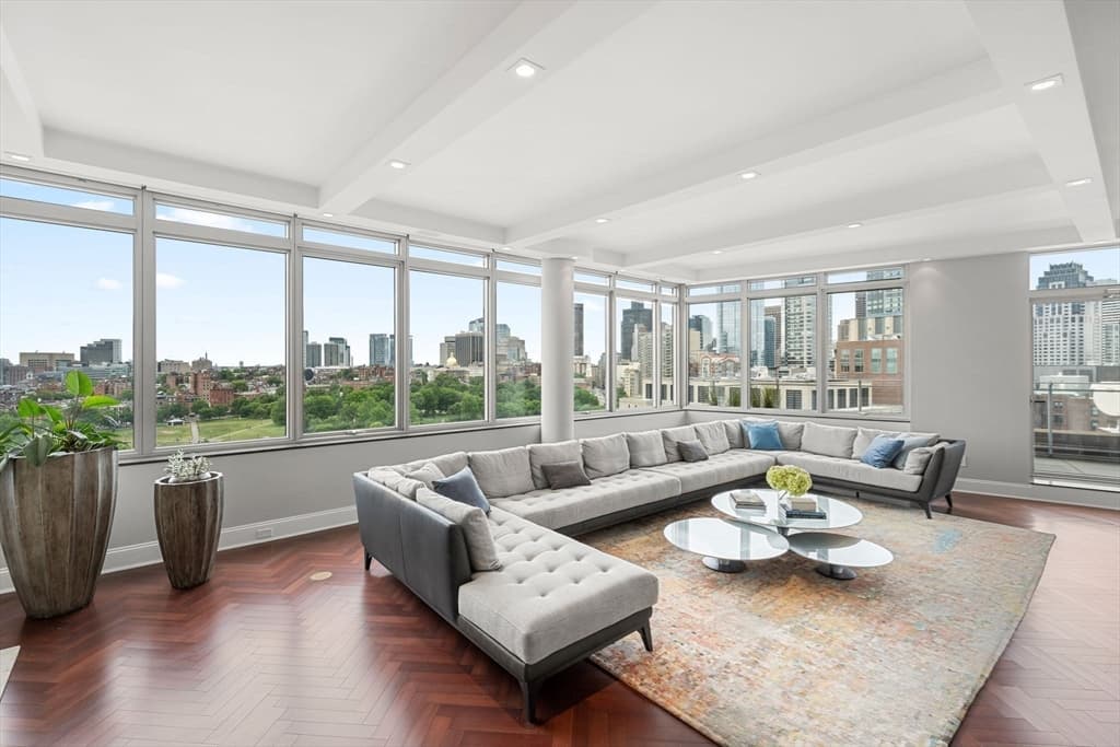 1 Charles Street #PH1B photo 3