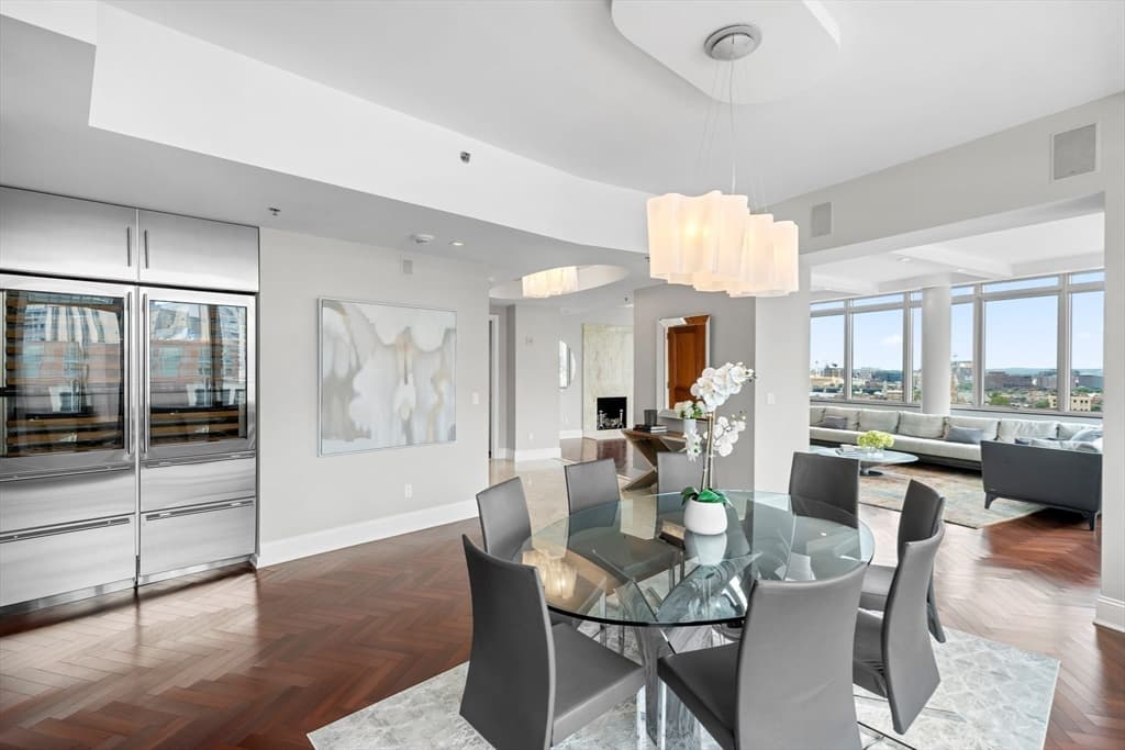 1 Charles Street #PH1B photo 4