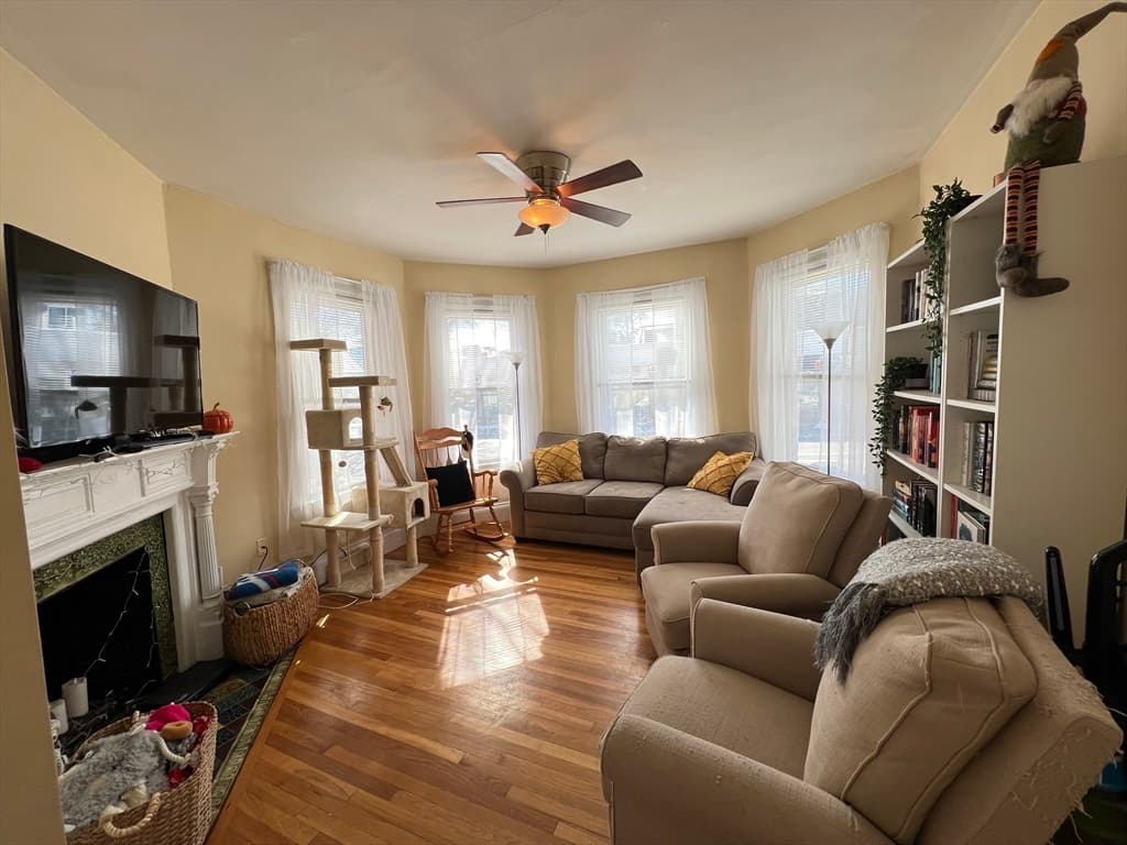 381 Highland Ave #1 photo 2