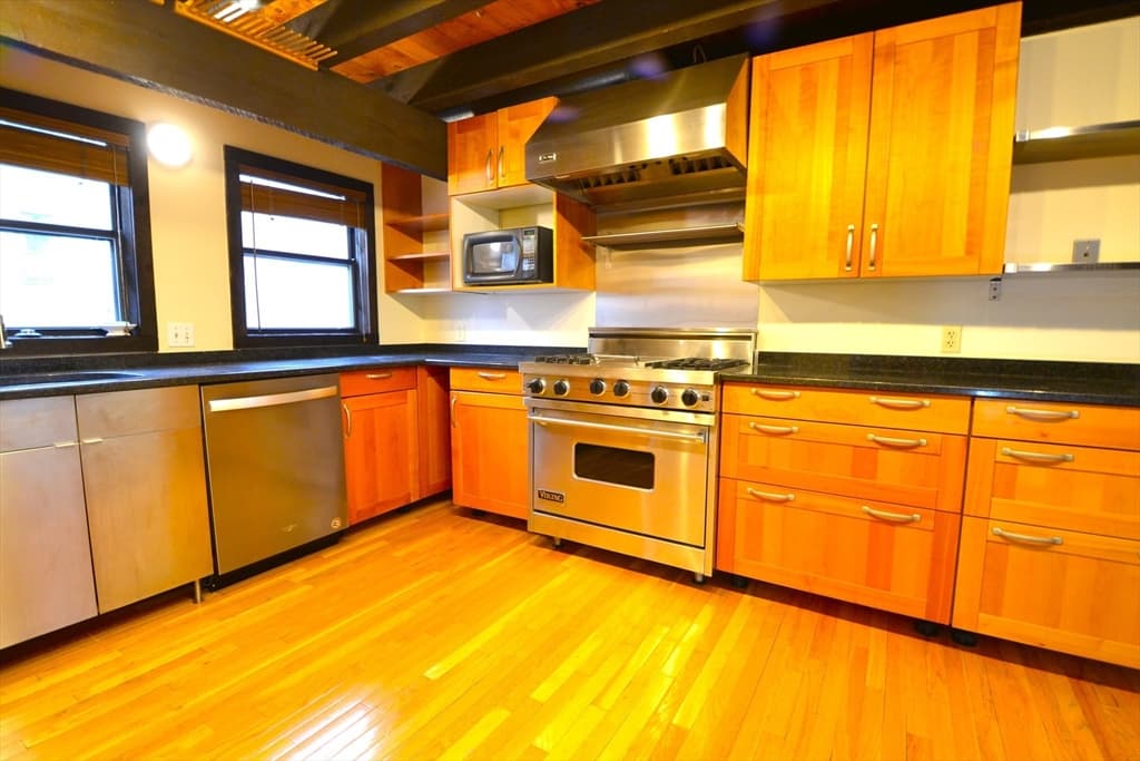 36 Irving St. #7 photo 3