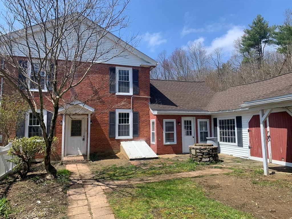 119 Sturbridge Rd photo 5