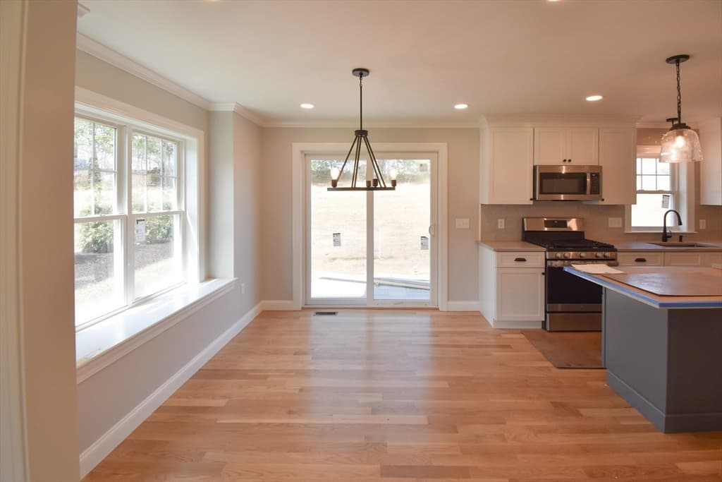 94 Herring Pond Road photo 4