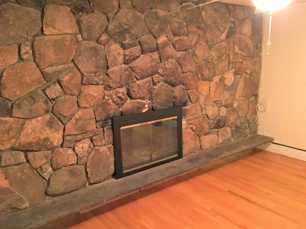 391 Langley Rd #2 photo 2