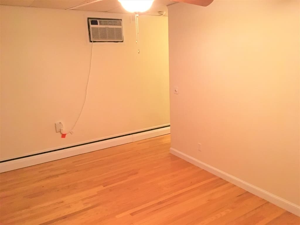 391 Langley Rd #2 photo 3