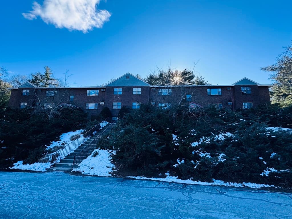 61 Spencer Rd #36i photo 2