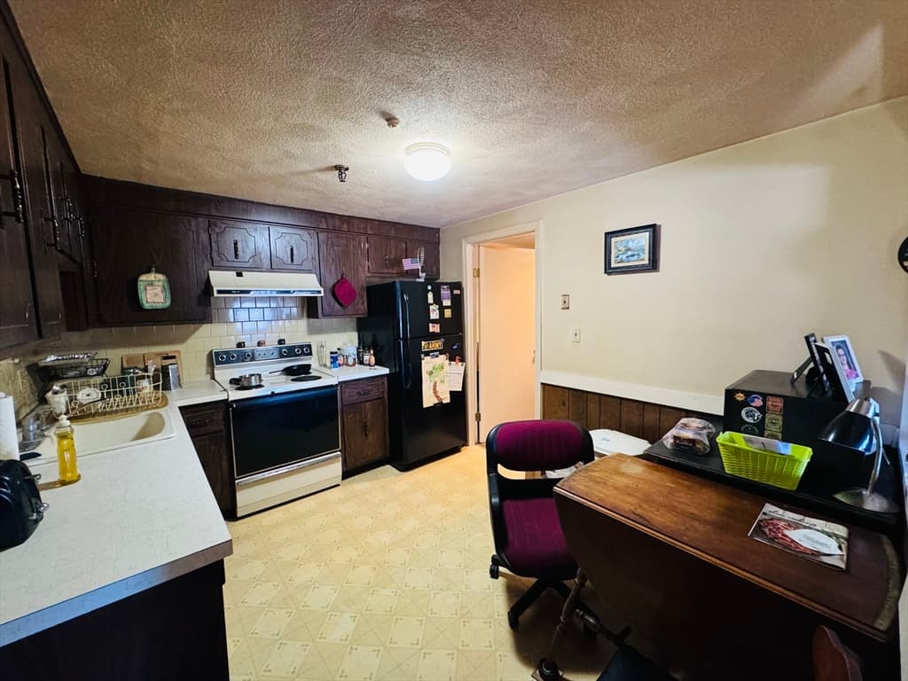61 Spencer Rd #36i photo 5