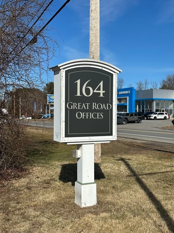 164 Great Rd photo 2