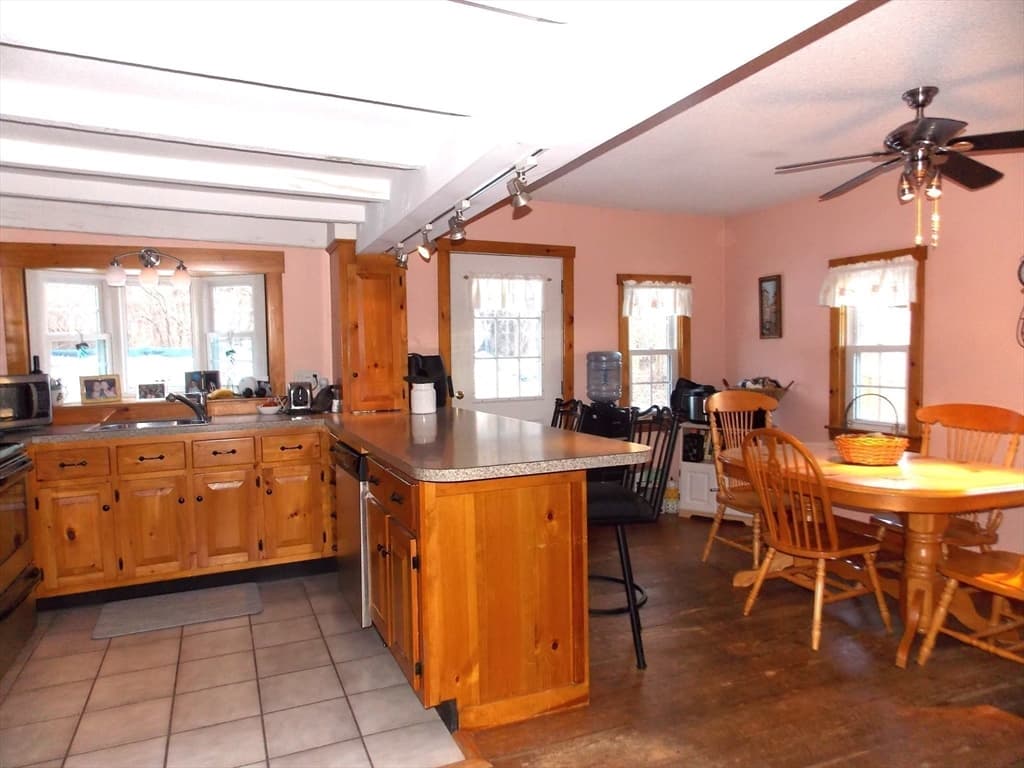 7 Bolton St photo 3