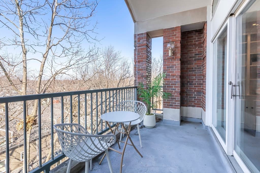 130 Mount Auburn St #507 photo 5