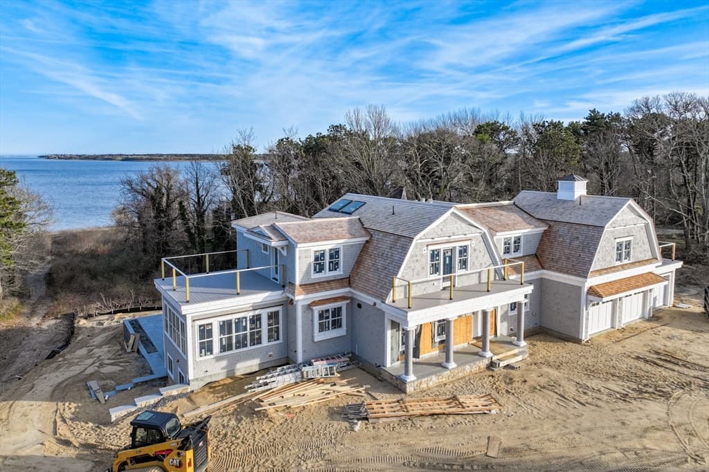 595 S Orleans Rd