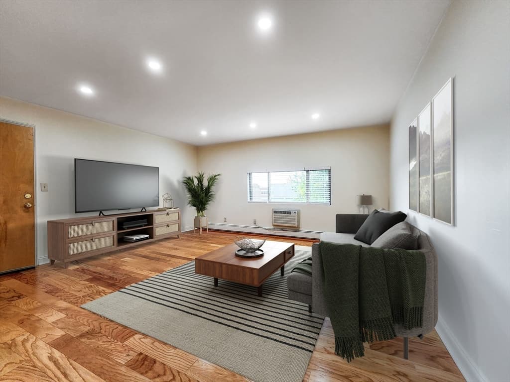 146 Willow Street #35