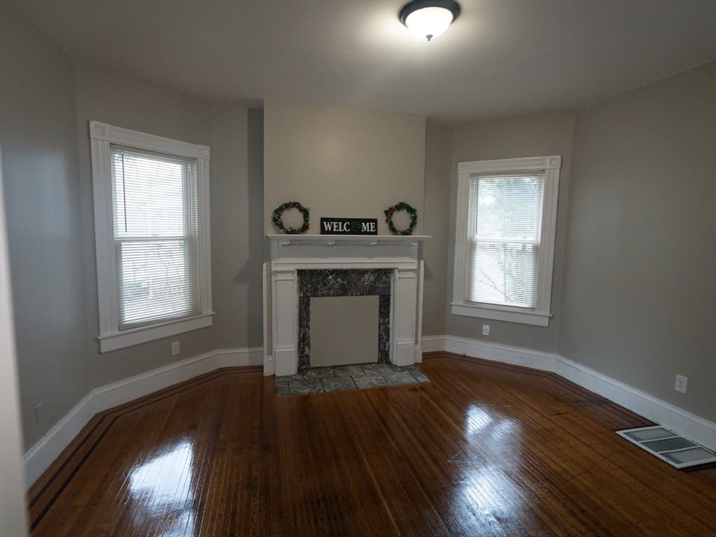 14 Lafayette St. photo 5