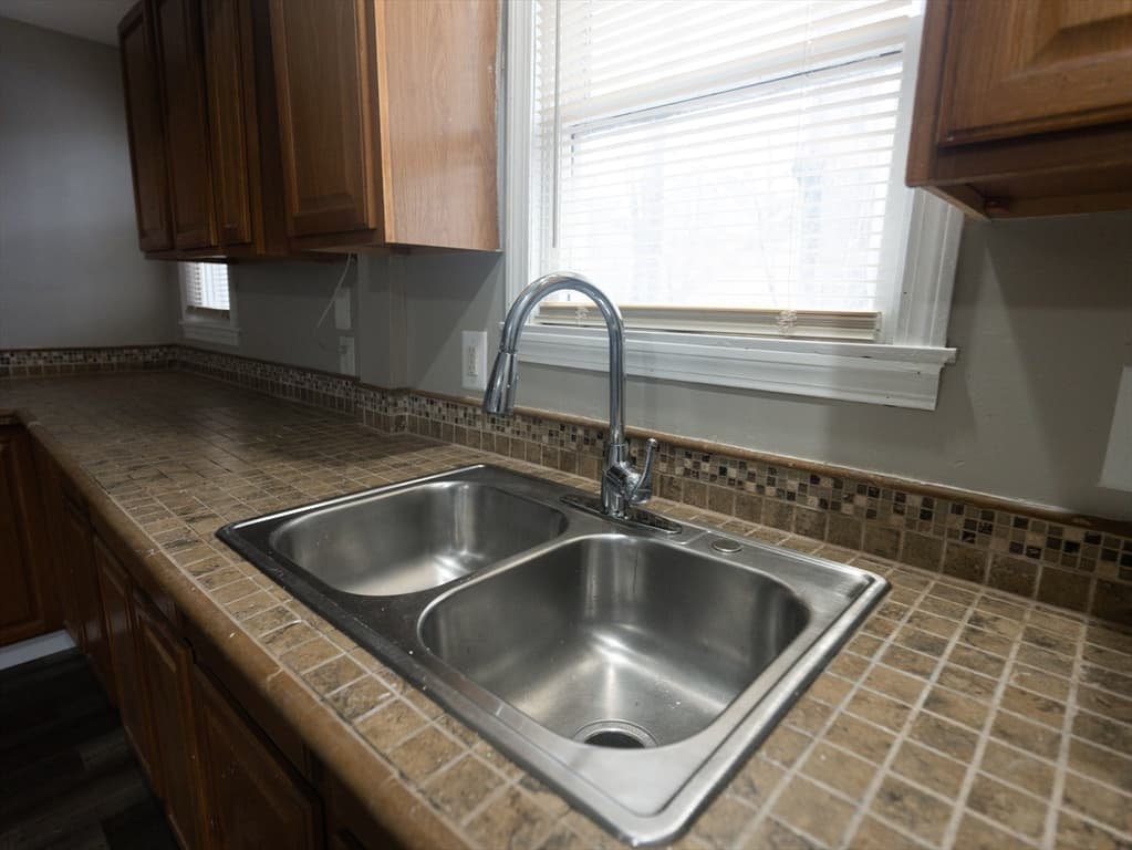 14 Lafayette St. photo 4