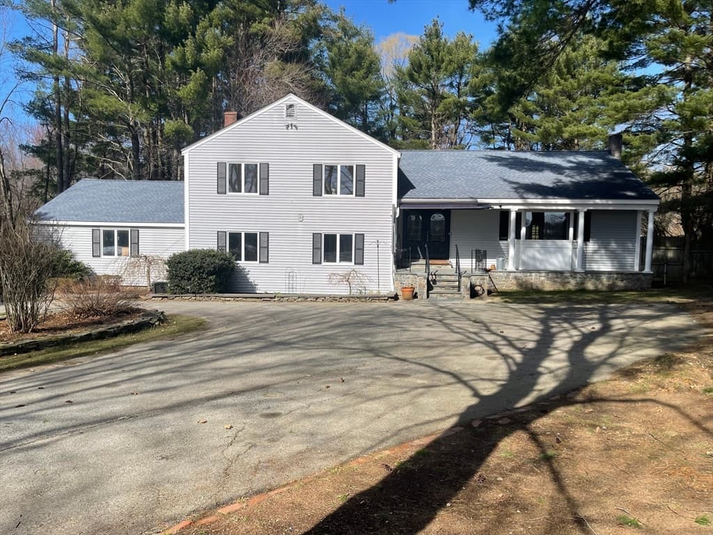 137 - 138 Pleasant Valley Road photo 2